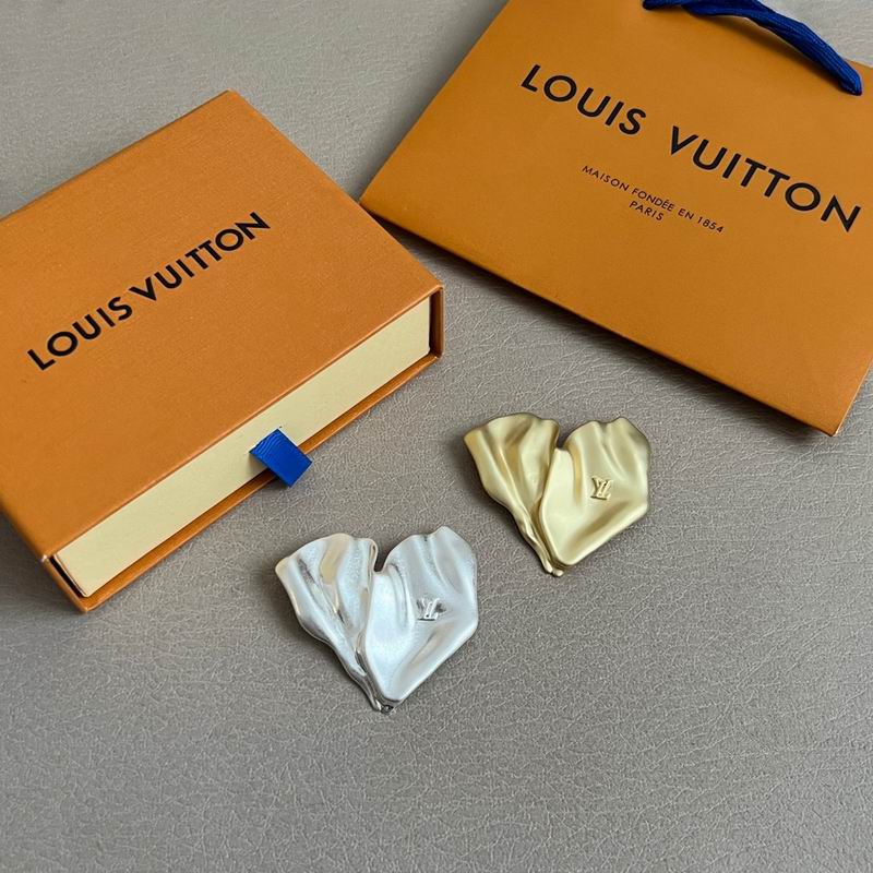 LV Brooch 04yxh03